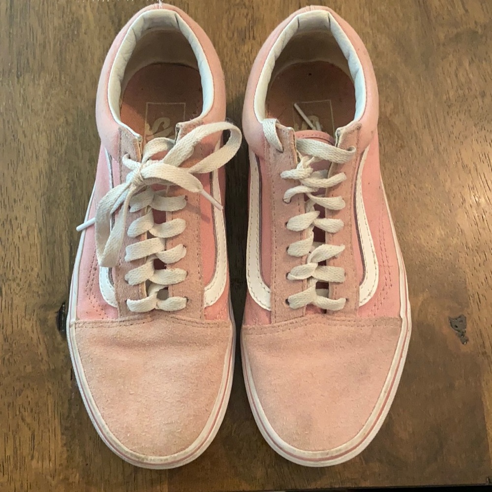 Pink Suede Women’s Vans